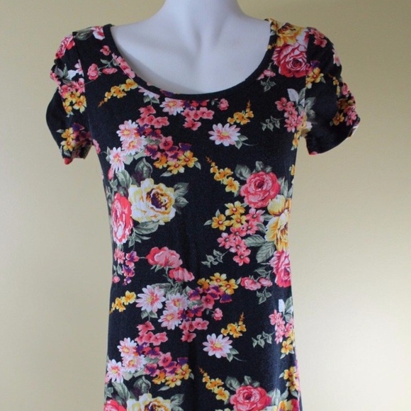 FOREVER 21 MINI DRESS WITH FLORAL PRINT - Picture 1 of 5